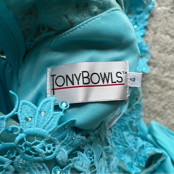 Tony Bowls Paris Formal Dress - Turquoise - Size 4 - Picture 11 of 15